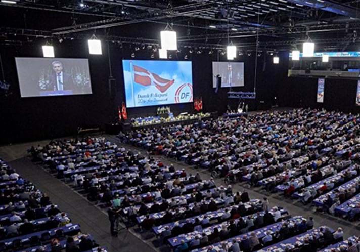 Lyd, lys og professionelt AV udstyr til politisk konference