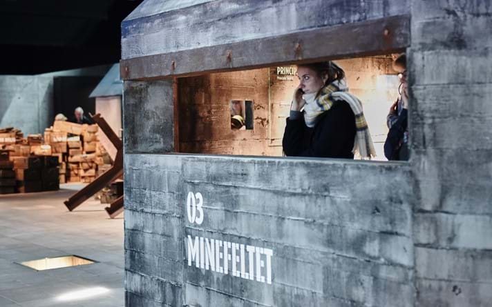Besøgende i bunker
