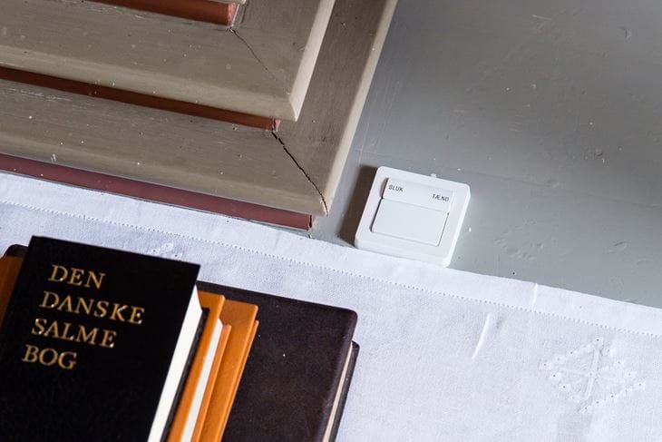 Trykknap Tænd Sluk I Kirke